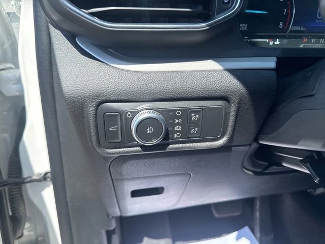 Used 2022 Ford Explorer XLT w/ Equipment Group 202A AWD/4WD image 21