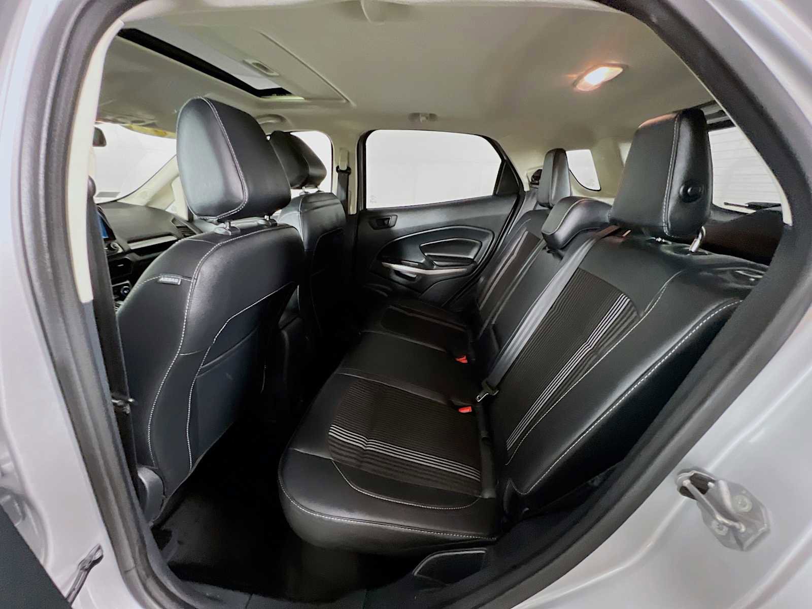 Used 2019 Ford EcoSport SES image 26