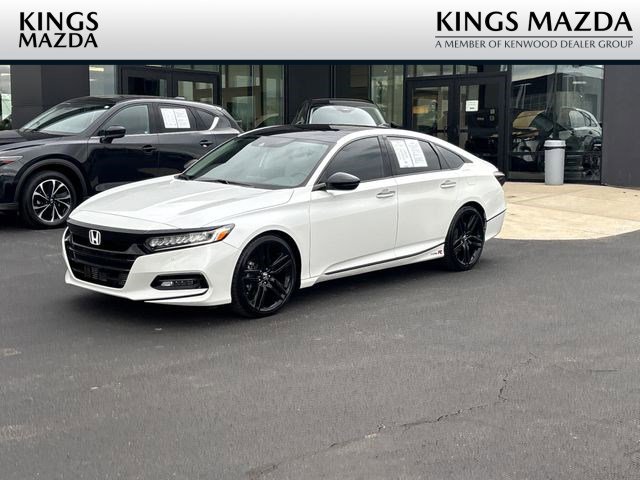 Used 2020 Honda Accord Touring image 1