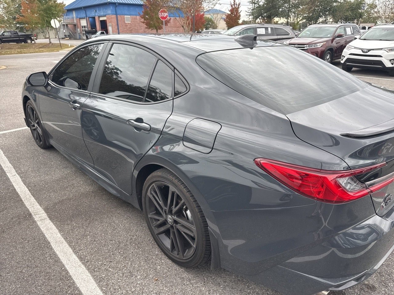 Used 2025 Toyota Camry XSE image 5