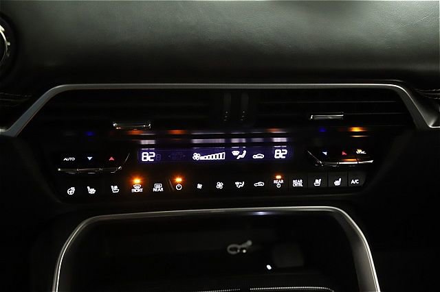 Certified 2025 MAZDA CX-90 3.3 Turbo S w/ Premium Package image 29