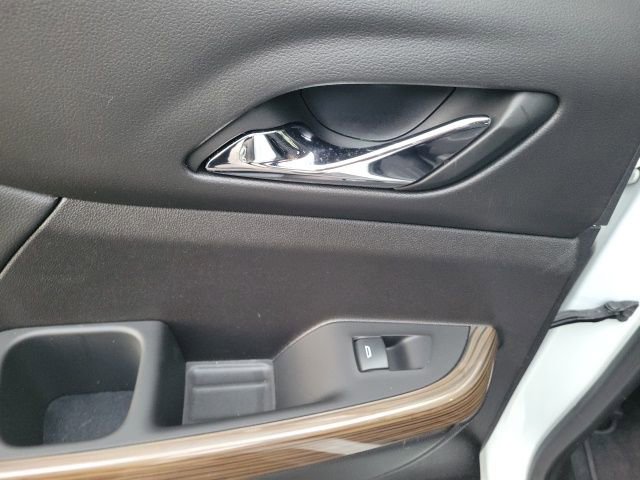 Used 2023 GMC Acadia SLE image 33