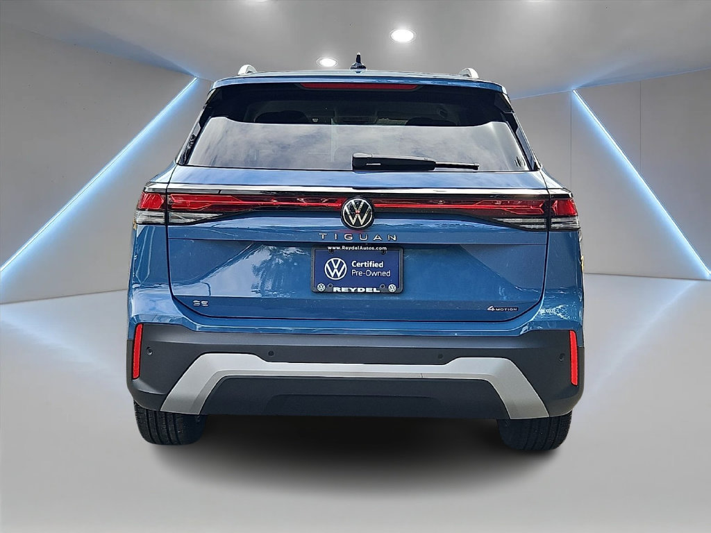 Certified 2025 Volkswagen Tiguan SE AWD/4WD image 6
