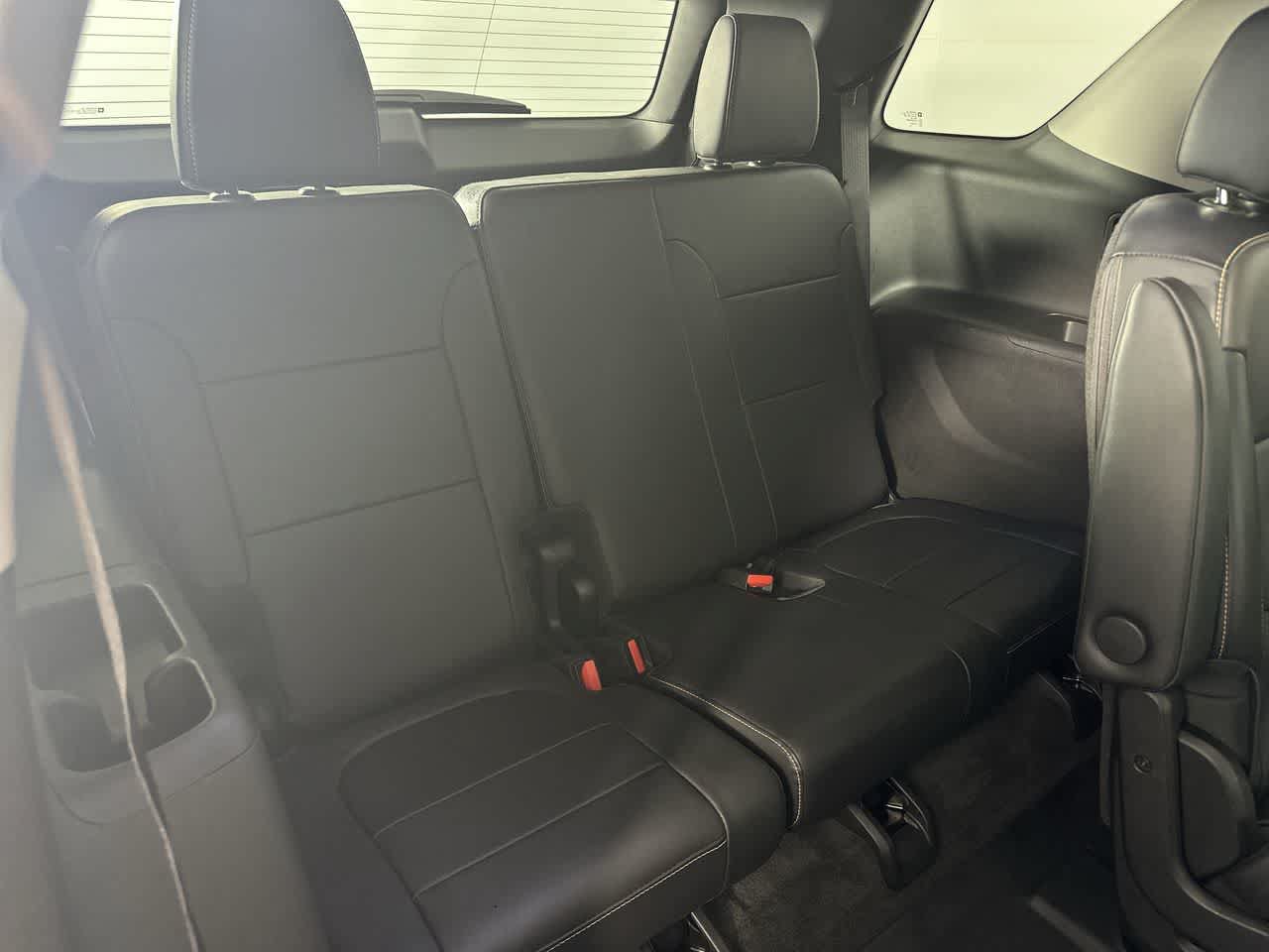 Used 2019 Chevrolet Traverse LT w/ LT Premium Package AWD/4WD image 23