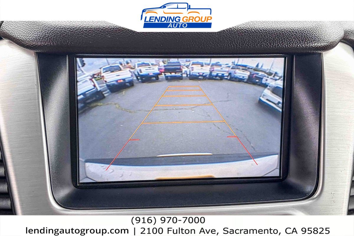 Used 2015 GMC Yukon XL SLT w/ Open Road Package image 24