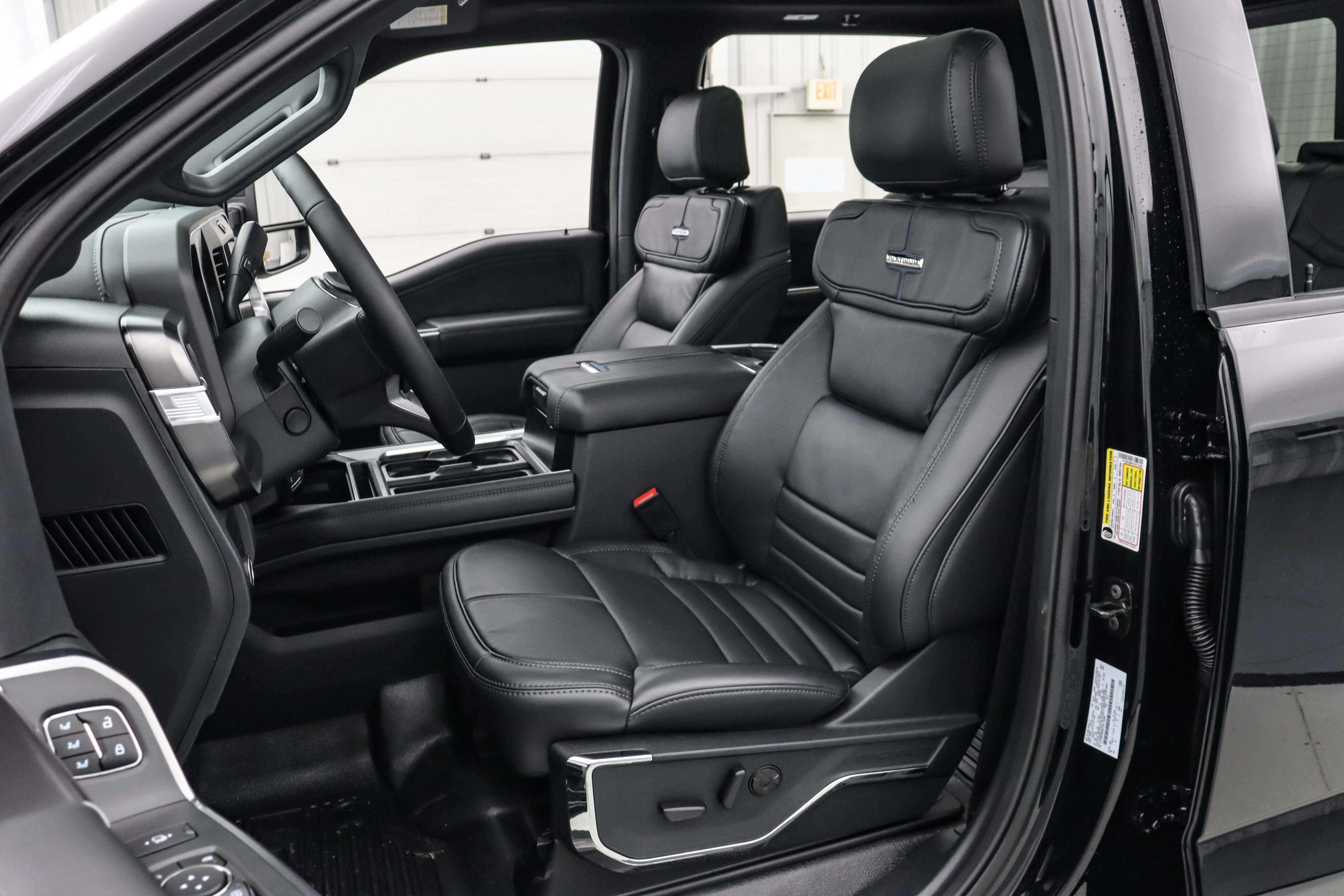 New 2026 Ford F350 Platinum w/ Tremor Off-Road Package image 15