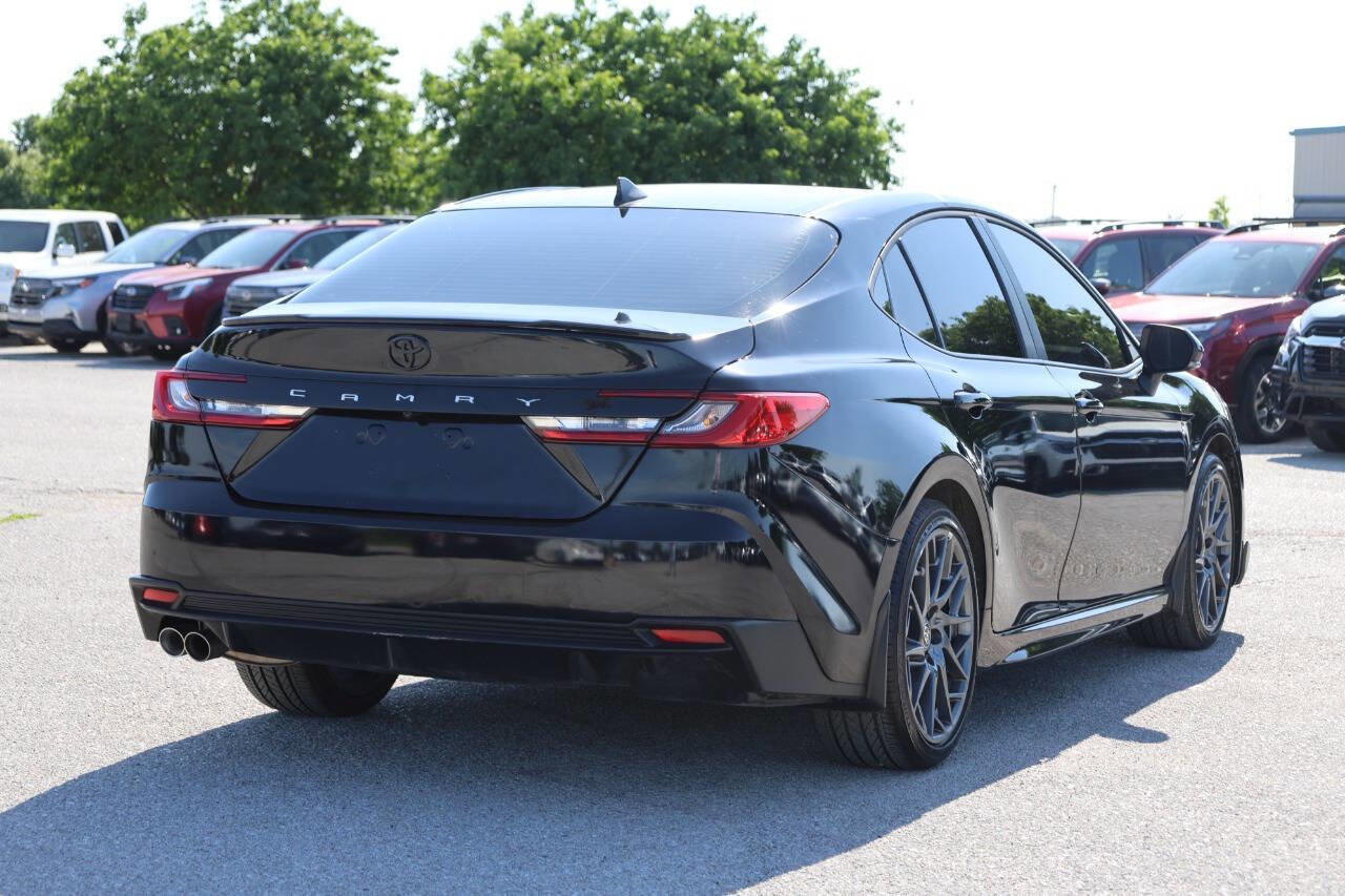Used 2026 Toyota Camry SE FWD image 9