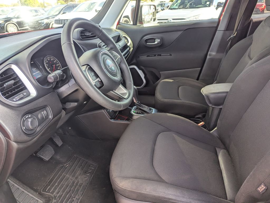 Used 2019 Jeep Renegade Sport w/ Sport Appearance Group image 23
