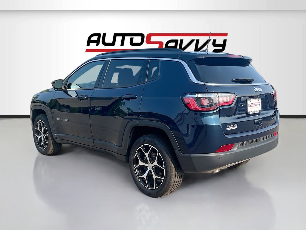 Used 2024 Jeep Compass Limited image 5