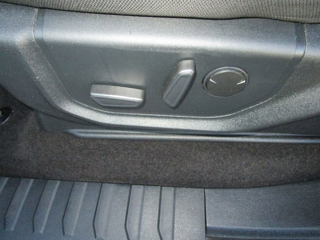 Used 2020 Ford F150 XLT w/ Equipment Group 302A Luxury image 25