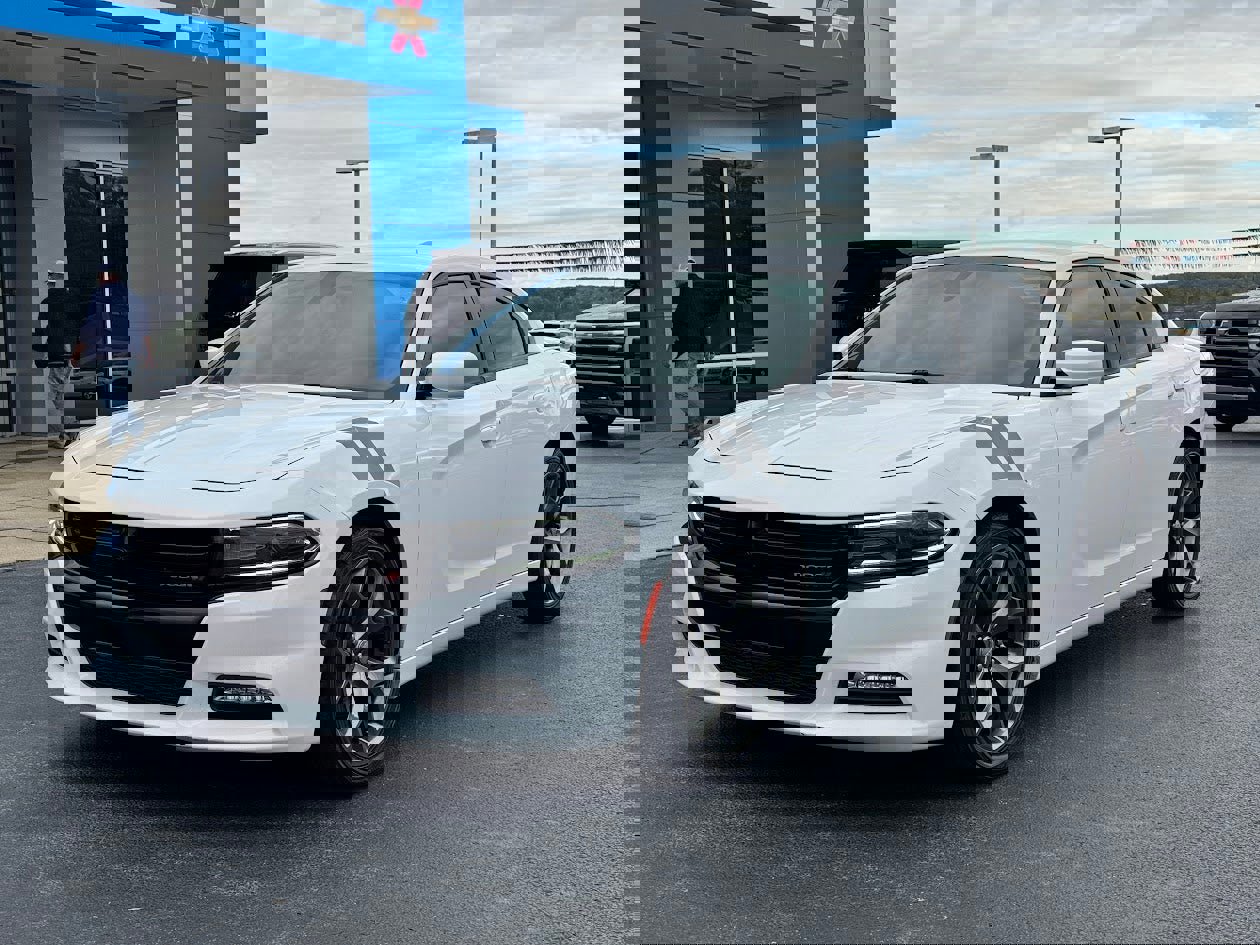 Used 2015 Dodge Charger SXT w/ Plus Group