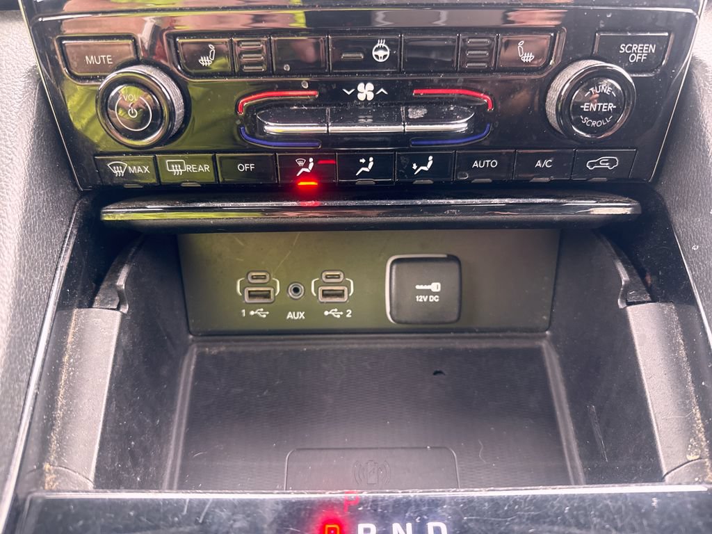 Used 2023 Jeep Grand Cherokee L Laredo w/ Luxury Tech Group I AWD/4WD image 19