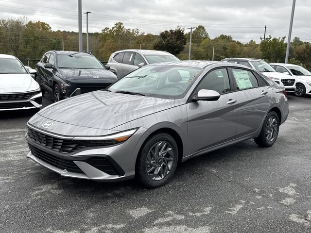 New 2026 Hyundai Elantra Blue image 3
