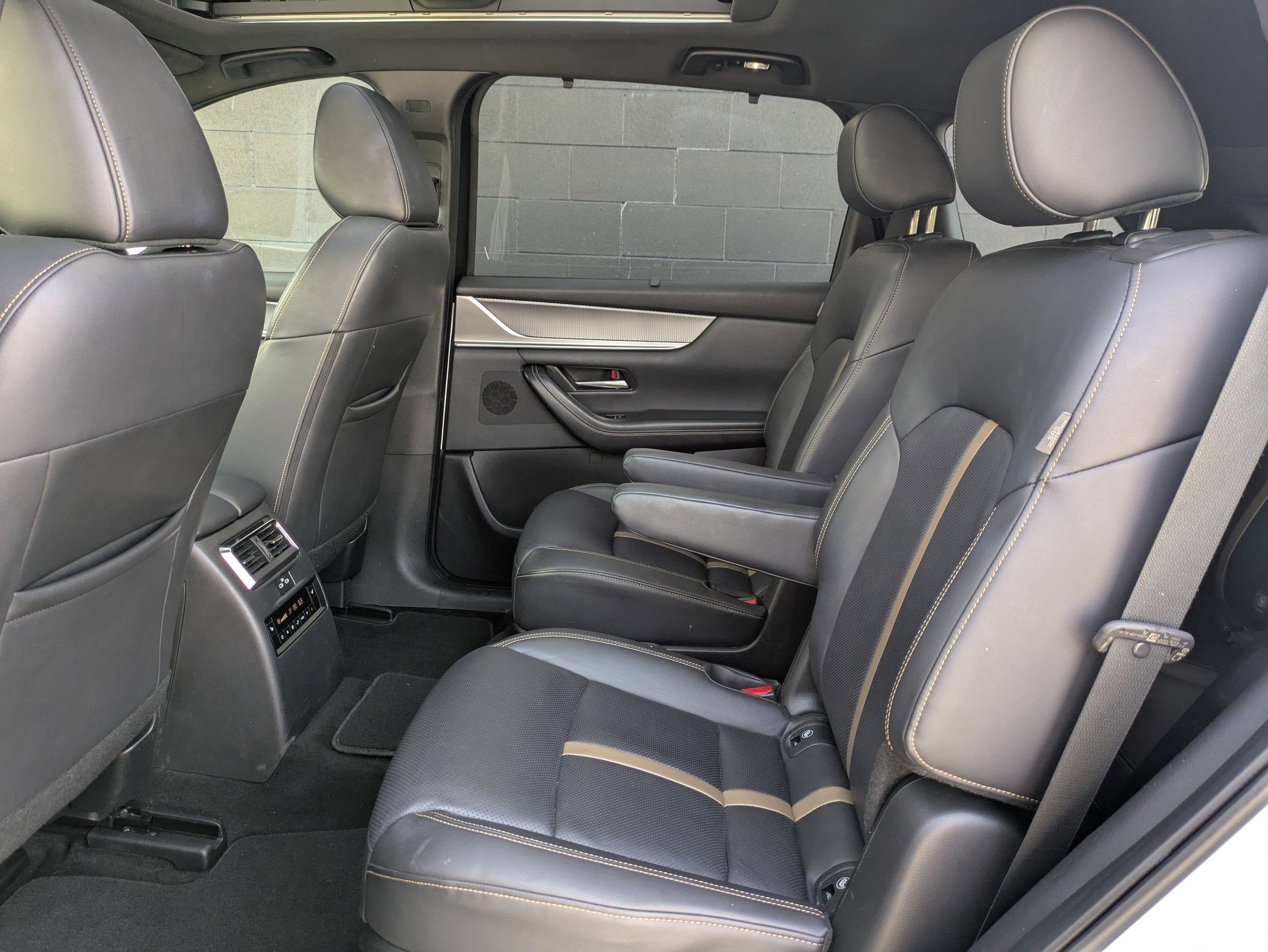 Used 2024 MAZDA CX-90 3.3 Turbo w/ Premium Plus Pkg image 24