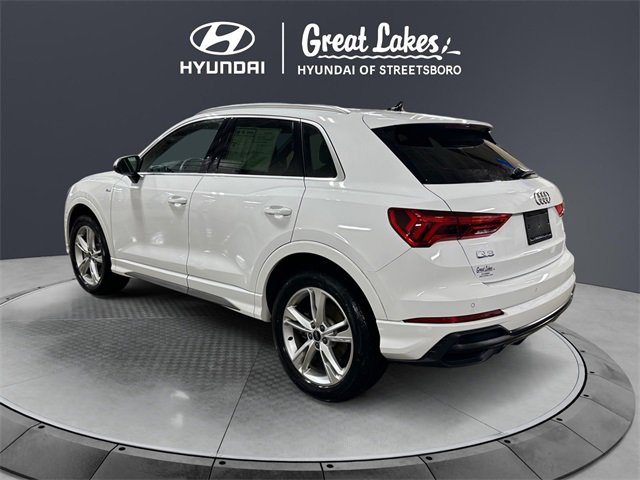Used 2024 Audi Q3 2.0T Premium w/ Convenience Package image 3