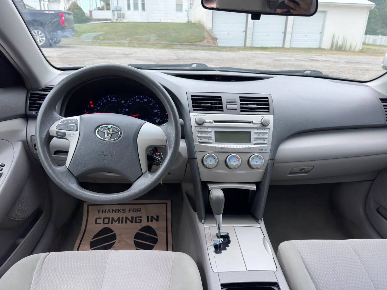 Used 2011 Toyota Camry LE FWD image 15