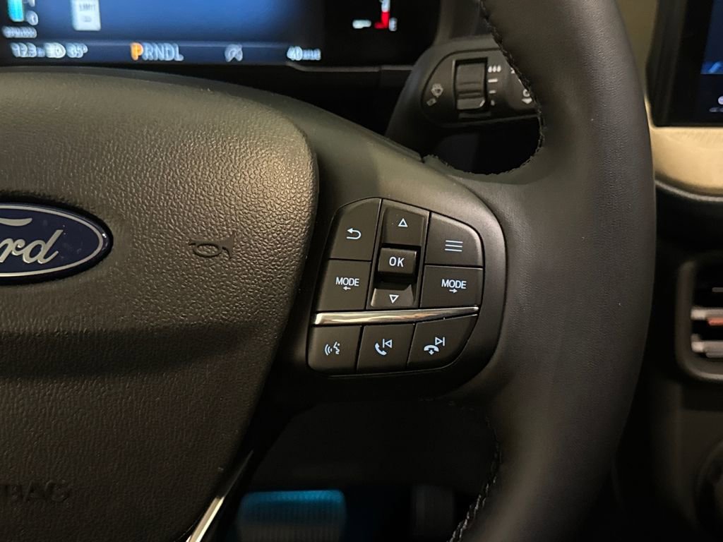 New 2026 Ford Maverick Lariat AWD/4WD image 38