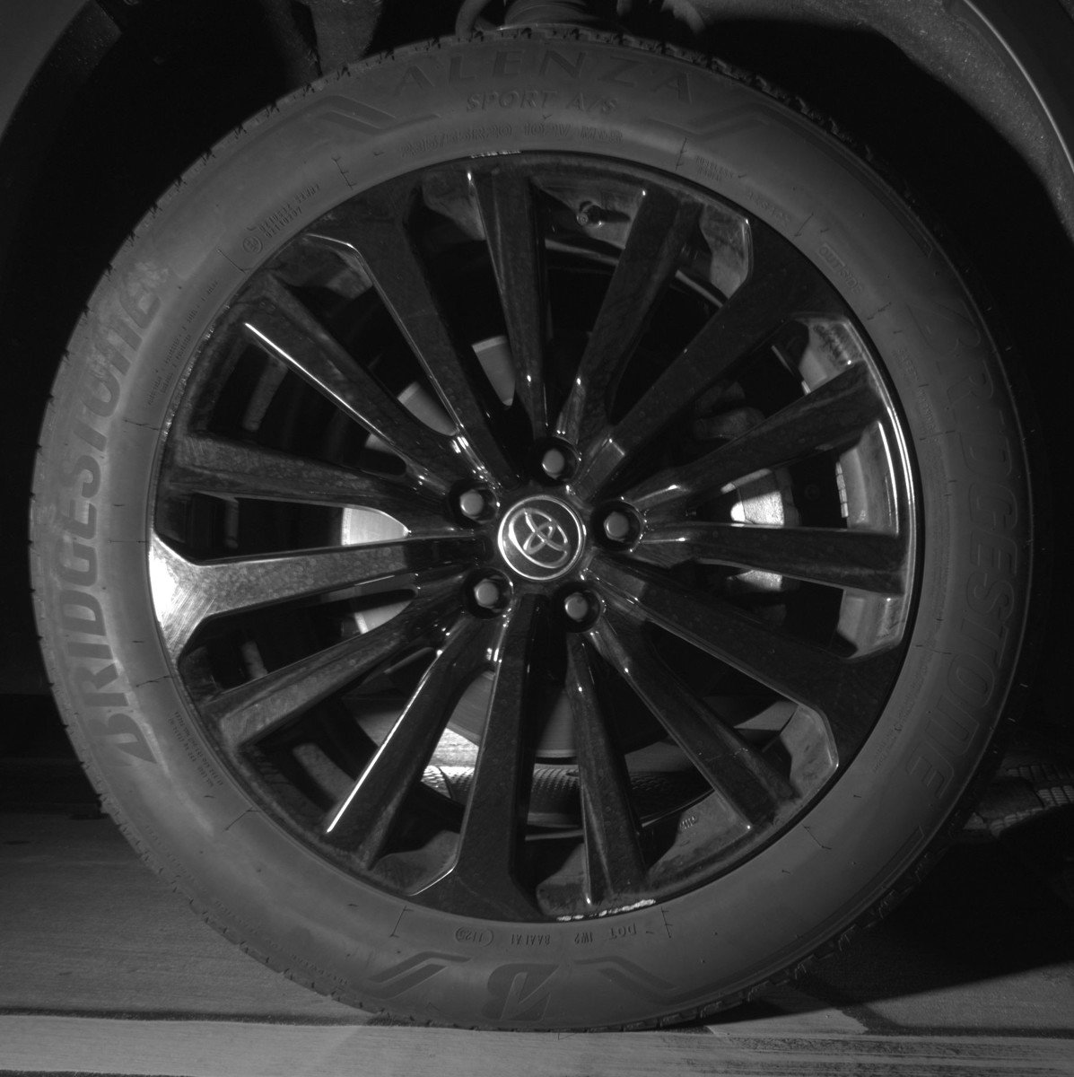 Used 2025 Toyota Highlander XSE image 13