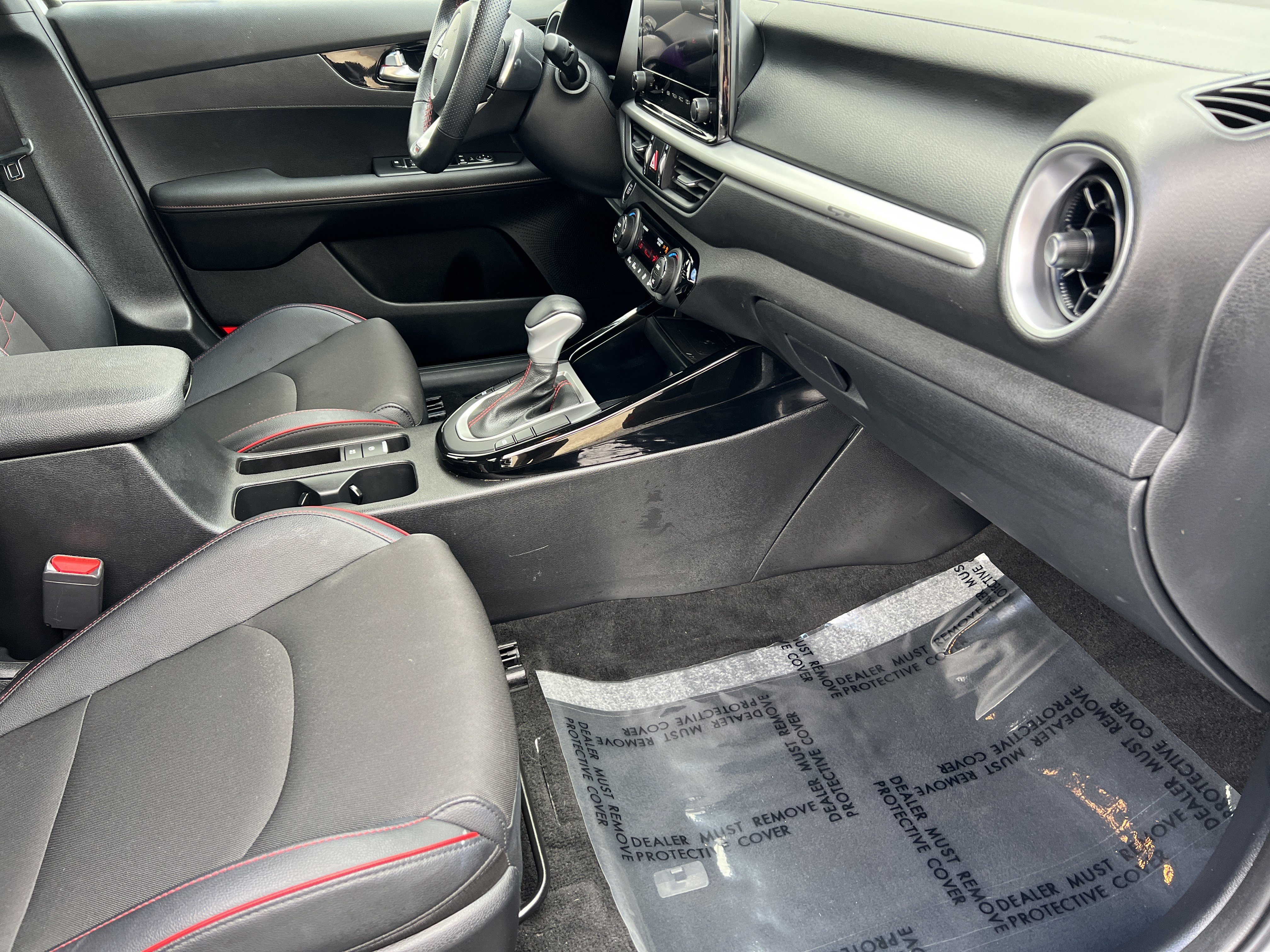 Used 2022 Kia Forte GT w/ GT Technology Package FWD image 24