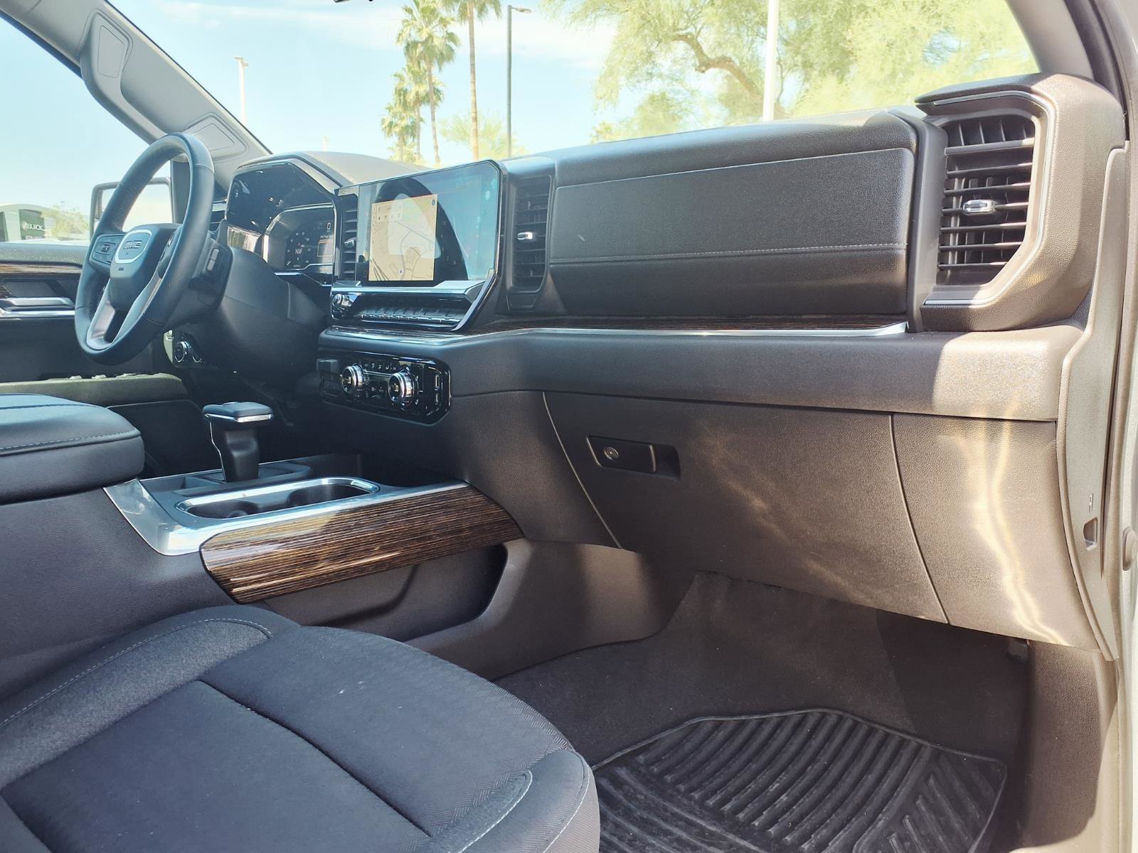 Used 2023 GMC Sierra 1500 Elevation w/ X31 Off-Road Package AWD/4WD image 12