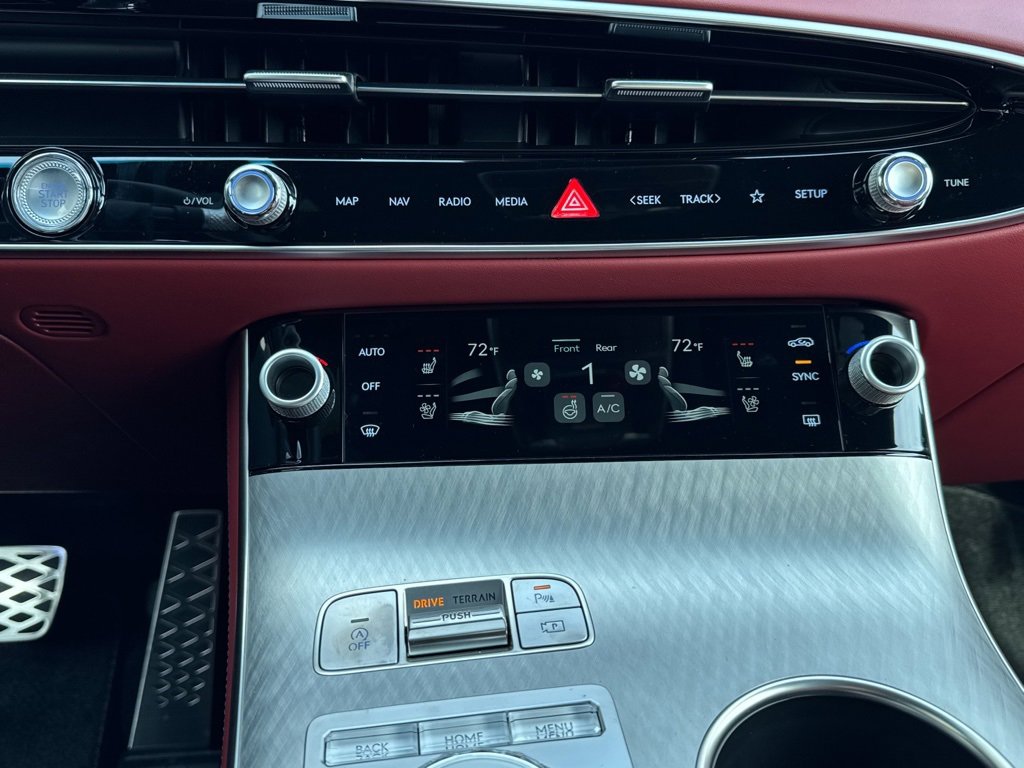 New 2026 Genesis GV70 2.5T Sport Prestige image 9