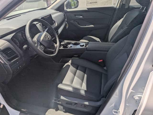 New 2026 Nissan Rogue Dark Armor AWD/4WD image 14