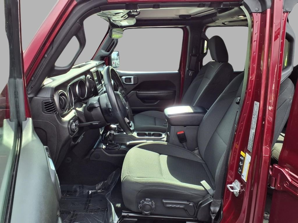 Used 2021 Jeep Wrangler Unlimited Sport image 21