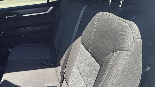 Used 2025 GMC Acadia Elevation FWD image 26
