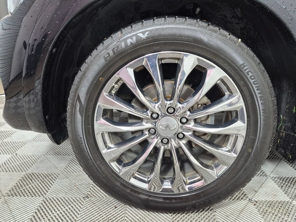 Used 2017 INFINITI QX80 2WD w/ Deluxe Technology Package image 31