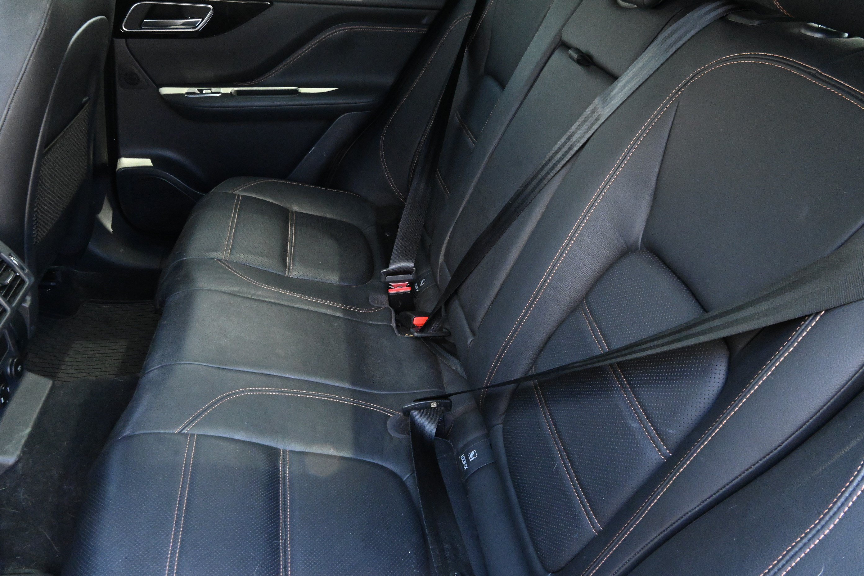 Used 2019 Jaguar F-PACE Prestige AWD/4WD image 12