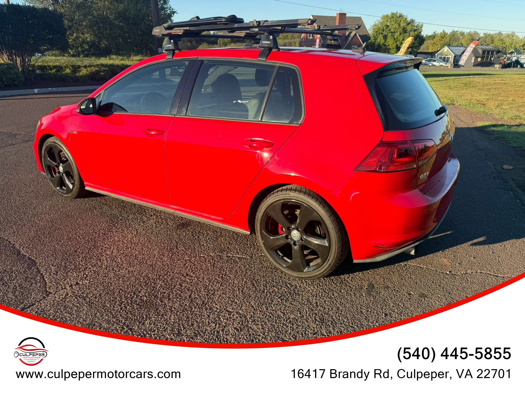 Used 2016 Volkswagen GTI SE w/ Lighting Package (SEL) FWD image 3
