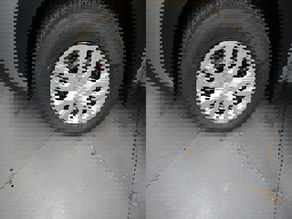 New 2026 Toyota Corolla Cross L image 38