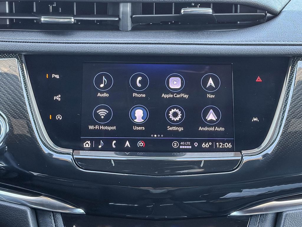 Used 2022 Cadillac XT6 Sport w/ Technology Package image 21