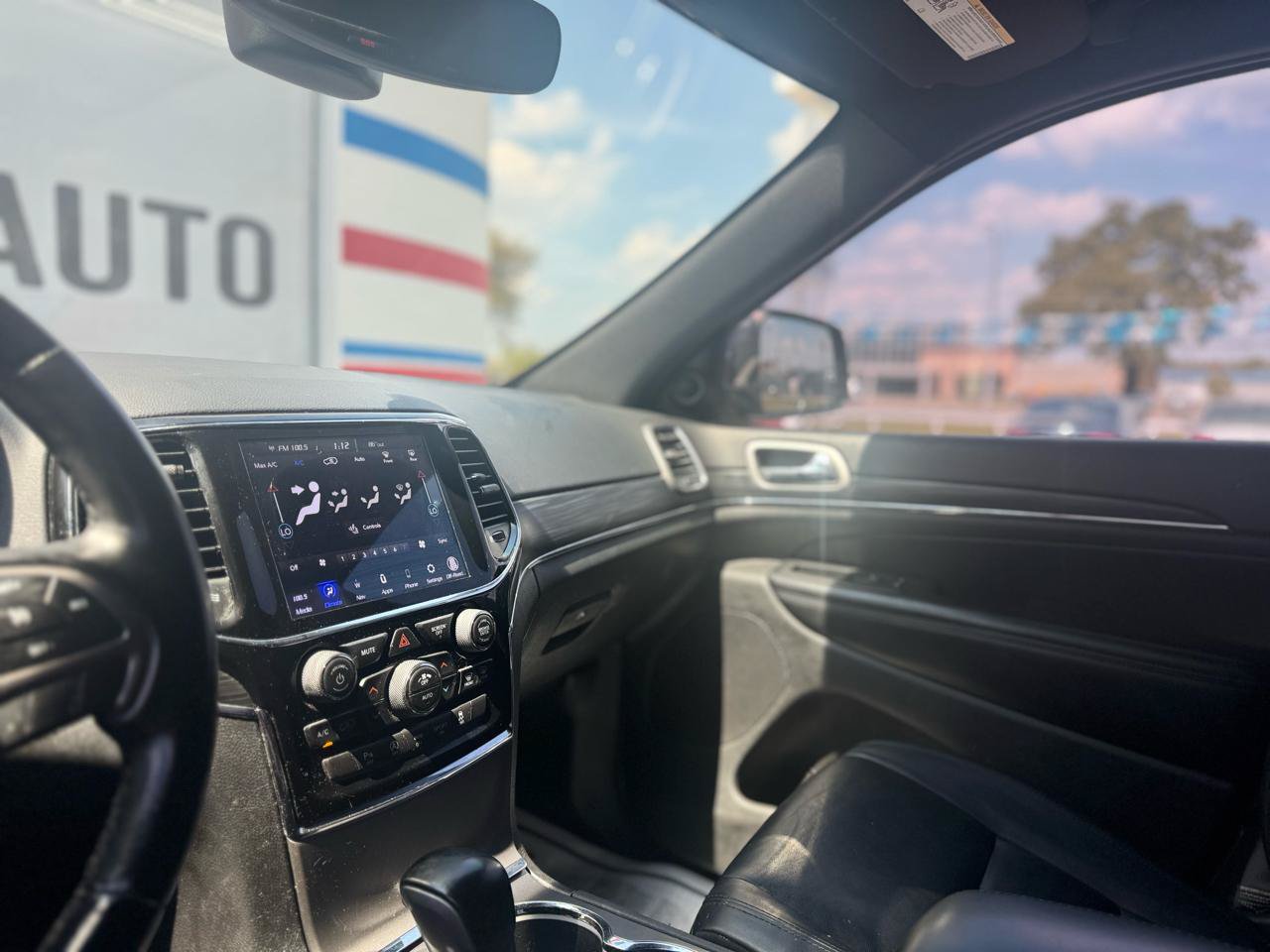 Used 2020 Jeep Grand Cherokee Limited AWD/4WD image 42