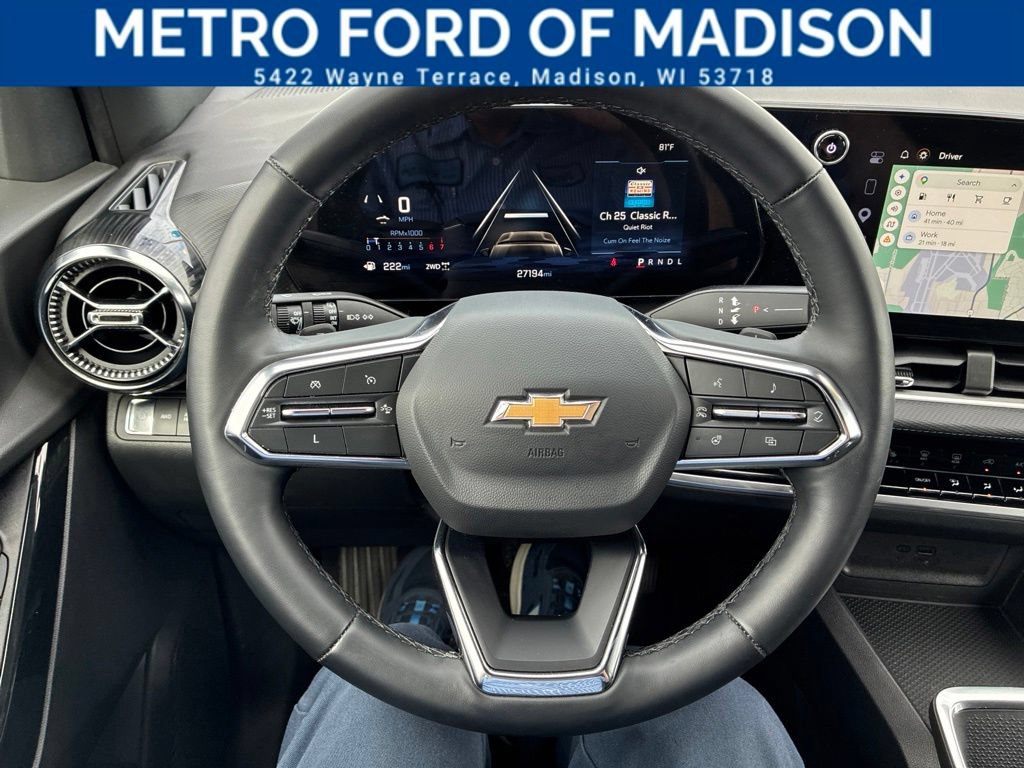 Used 2025 Chevrolet Equinox LT AWD/4WD image 25