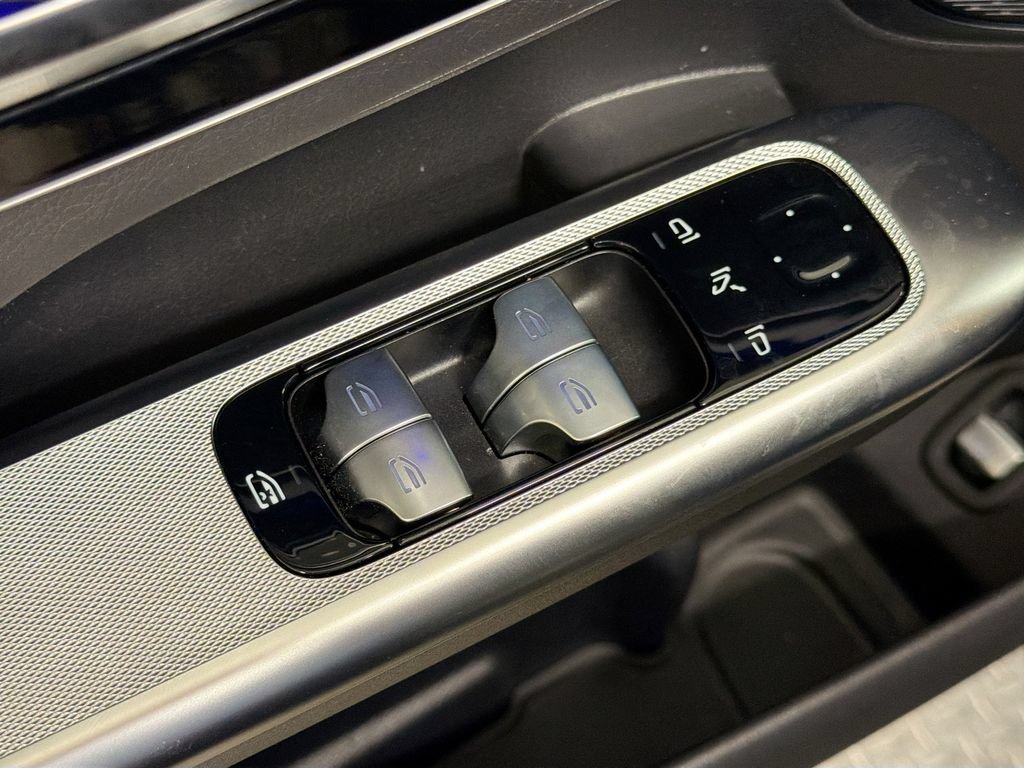 Certified 2026 Mercedes-Benz GLC 300 image 18