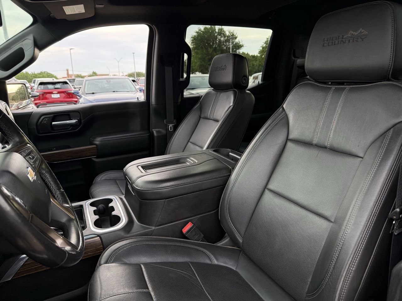 Used 2022 Chevrolet Silverado 1500 High Country w/ Safety Package II AWD/4WD image 22