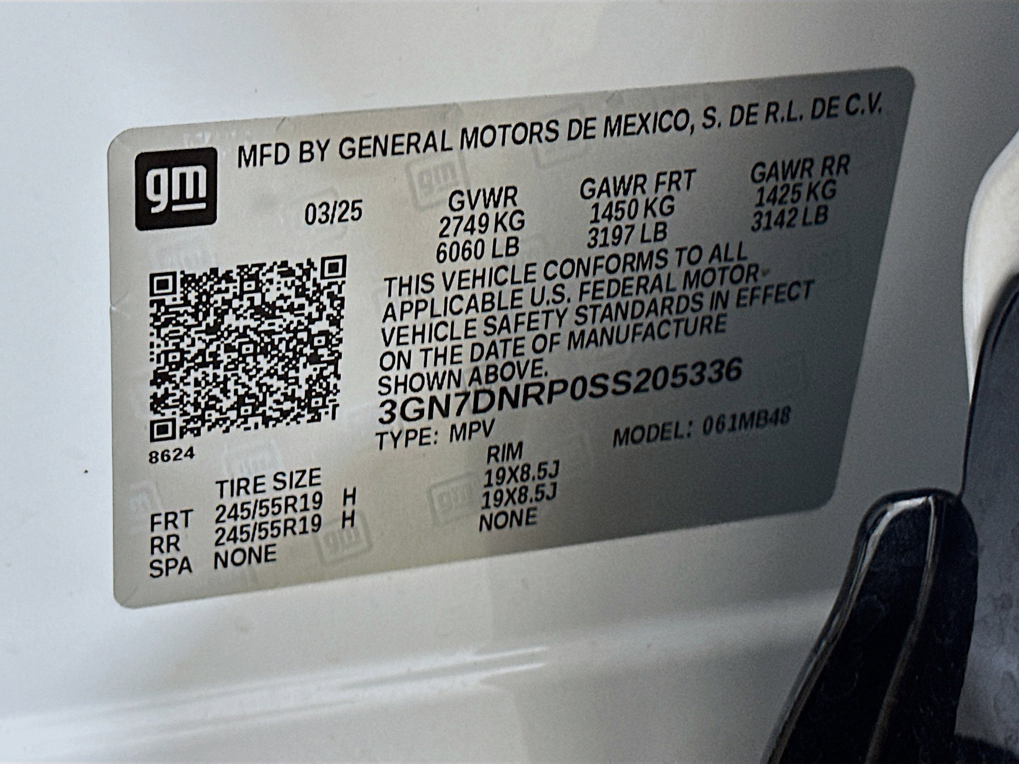 Used 2025 Chevrolet Equinox EV LT image 12