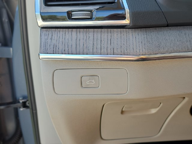 Used 2023 Volvo XC90 B6 Plus w/ Protection Package Premier AWD/4WD image 30