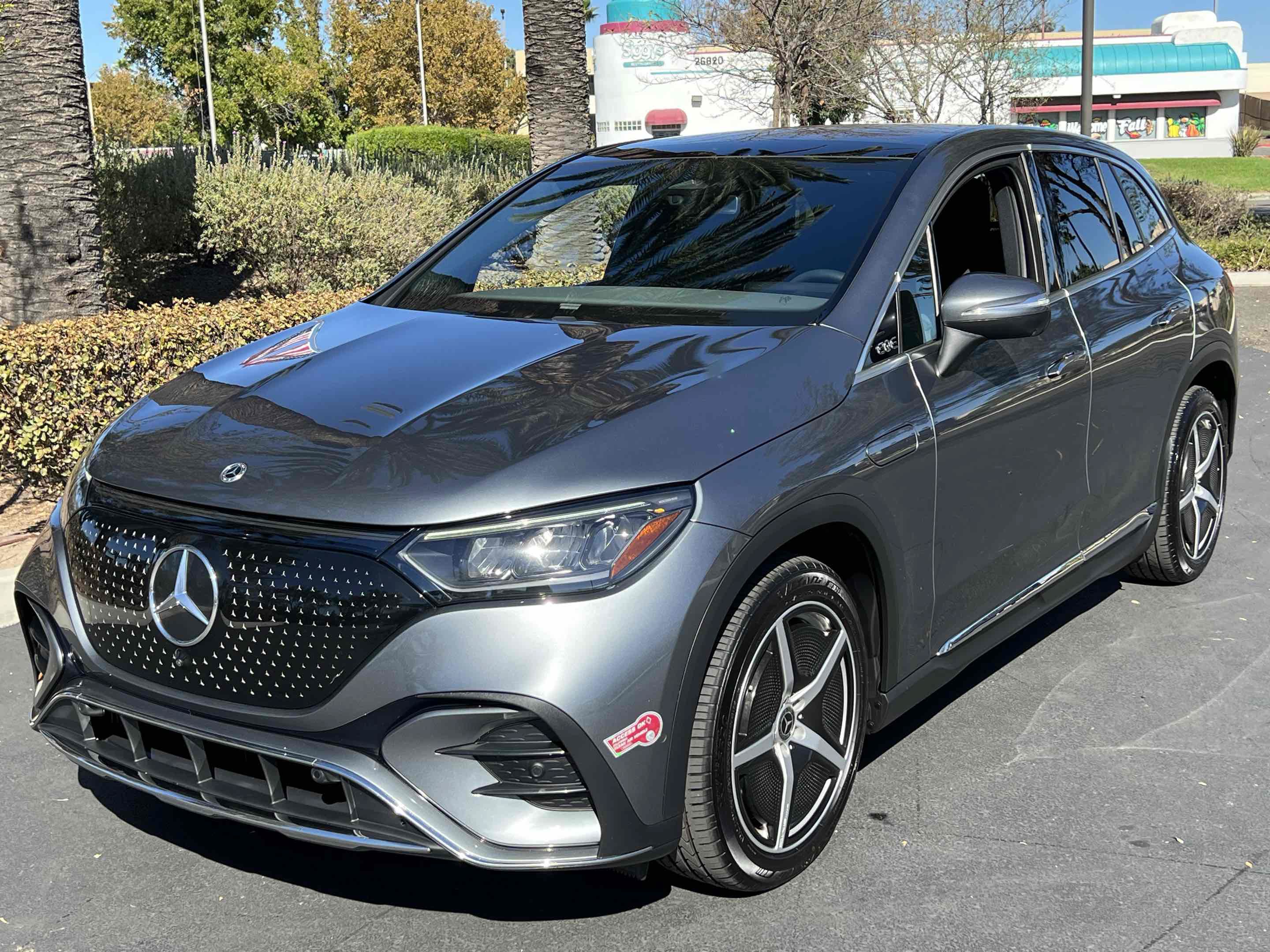Used 2023 Mercedes-Benz EQE 350+ SUV image 13