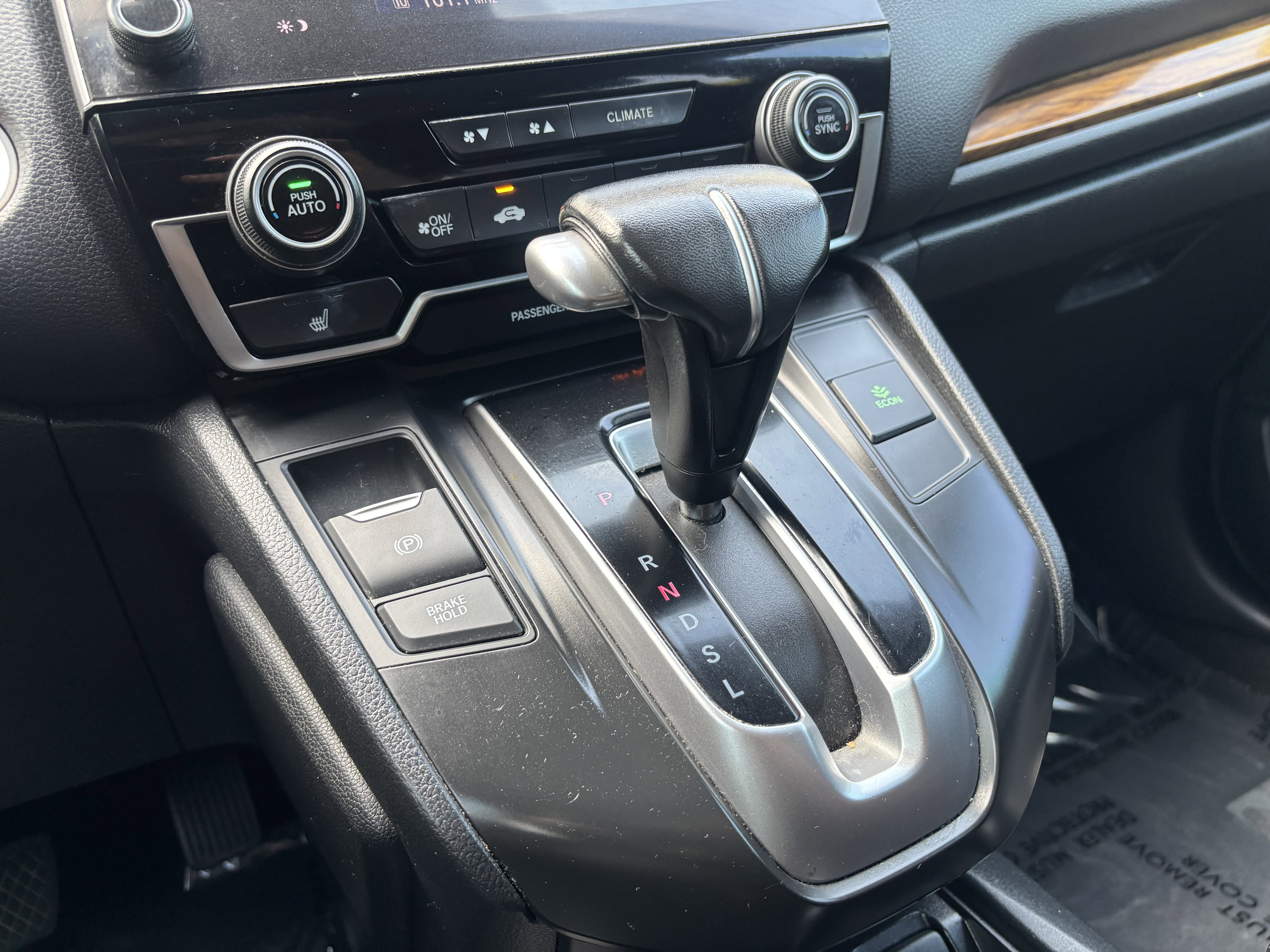 Used 2018 Honda CR-V Touring image 29