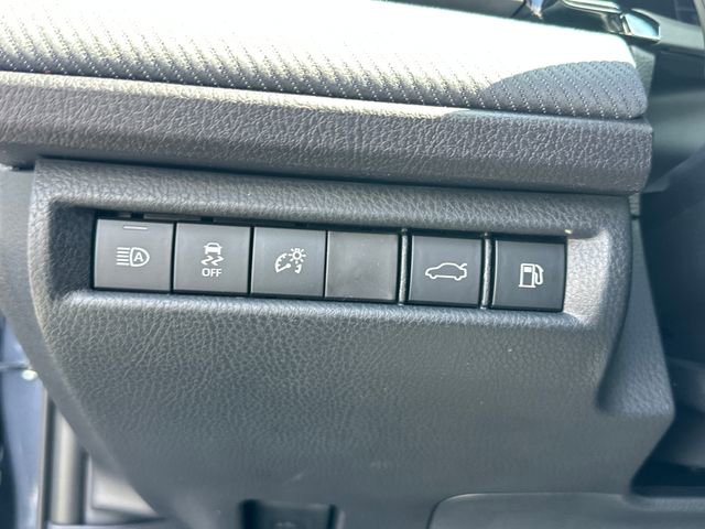 New 2026 Toyota Camry SE w/ Convenience Package image 18