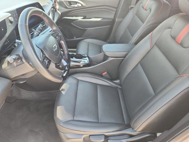 Used 2025 Chevrolet Trax RS w/ Driver Confidence Package FWD image 9