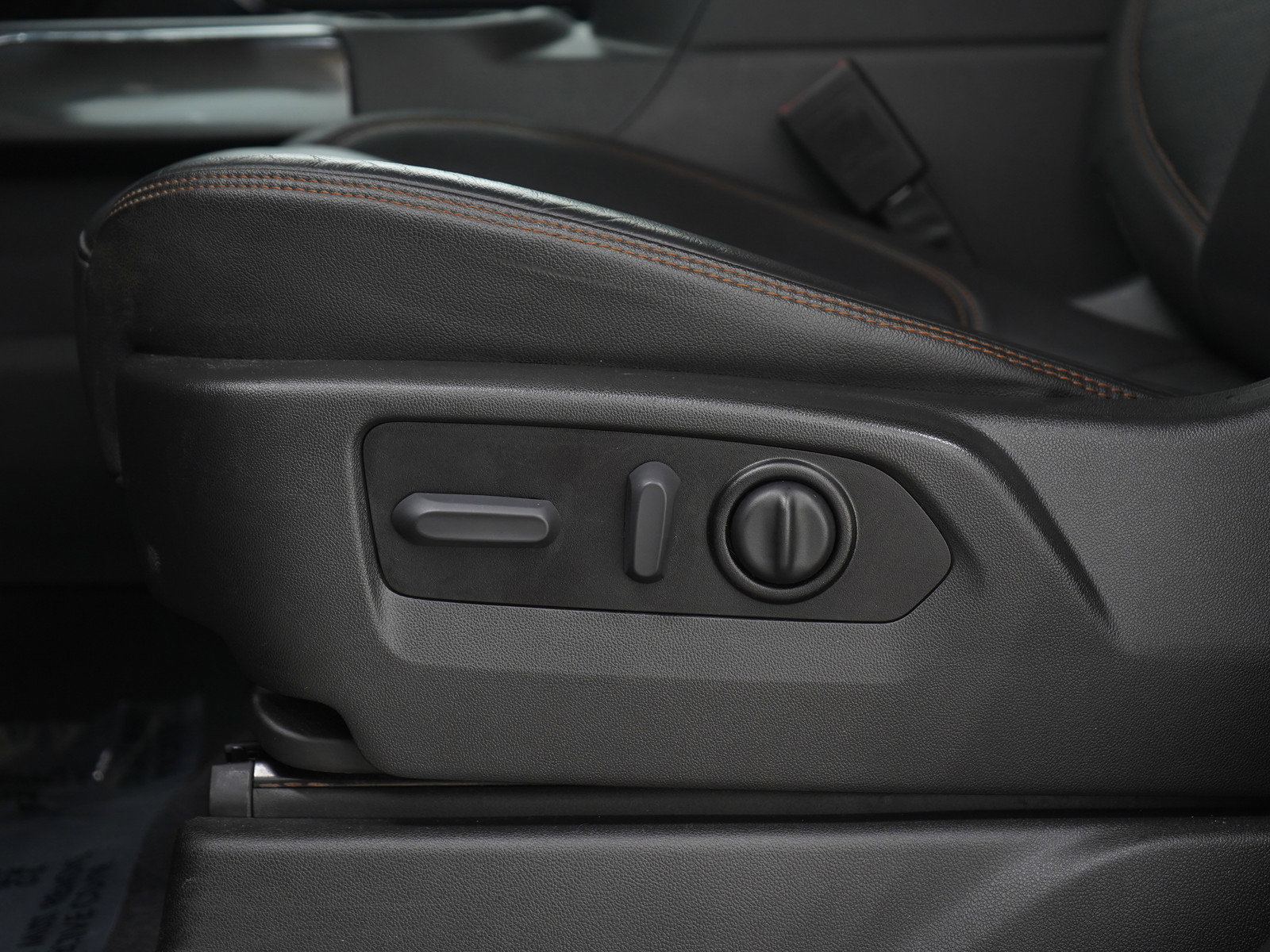 Used 2021 GMC Sierra 1500 AT4 image 24