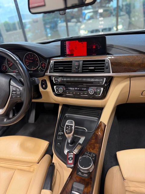 Used 2019 BMW 440i Convertible RWD image 25