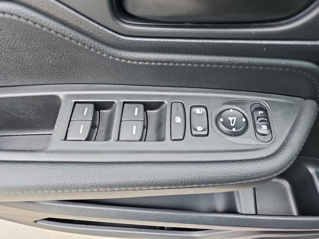 Used 2025 Honda Odyssey Sport-L image 34