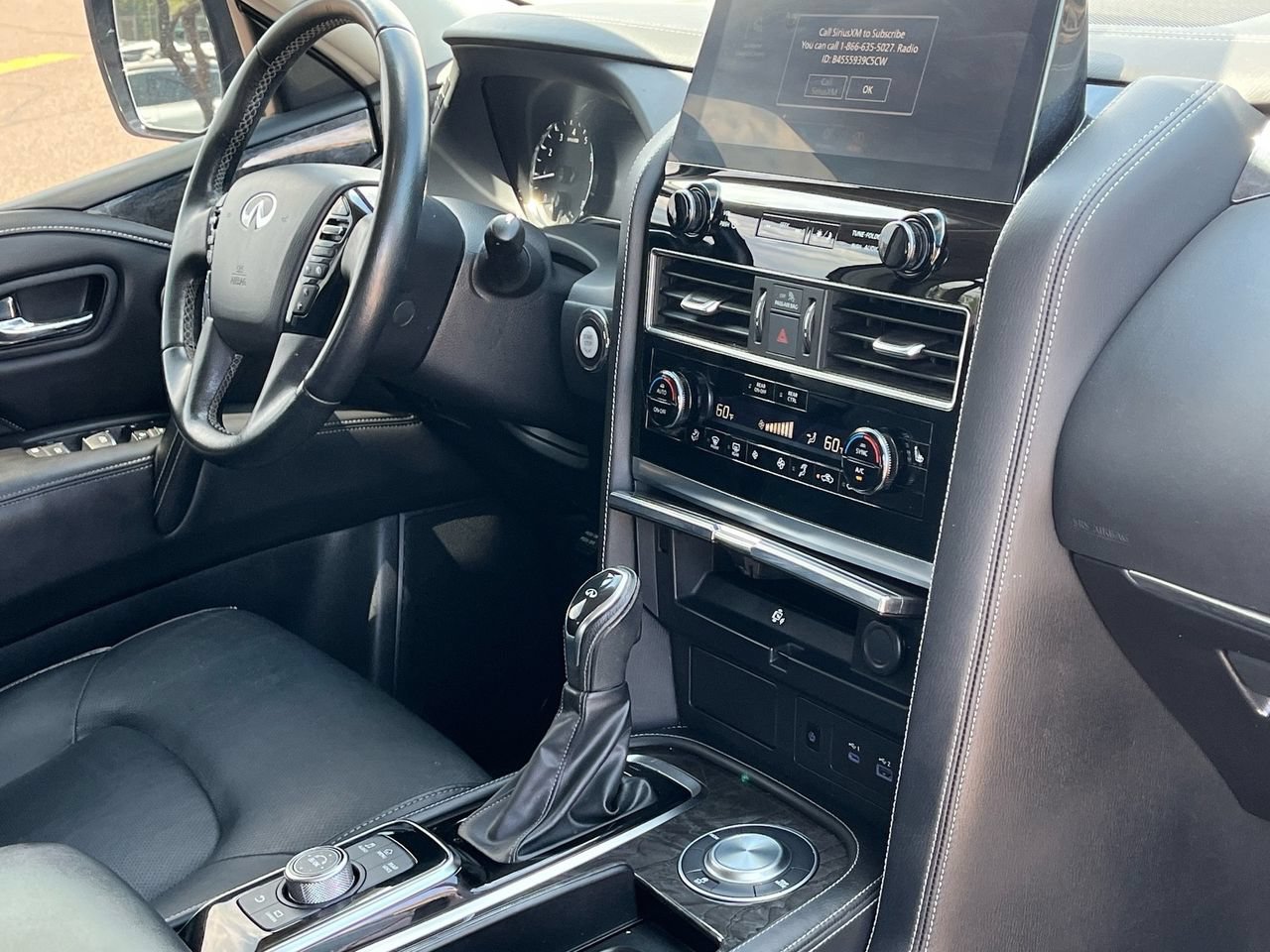 Certified 2023 INFINITI QX80 Luxe w/ All-Season Package RWD image 9