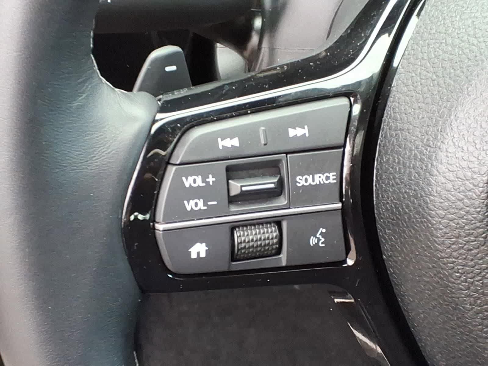 Used 2025 Honda Civic Sport image 17