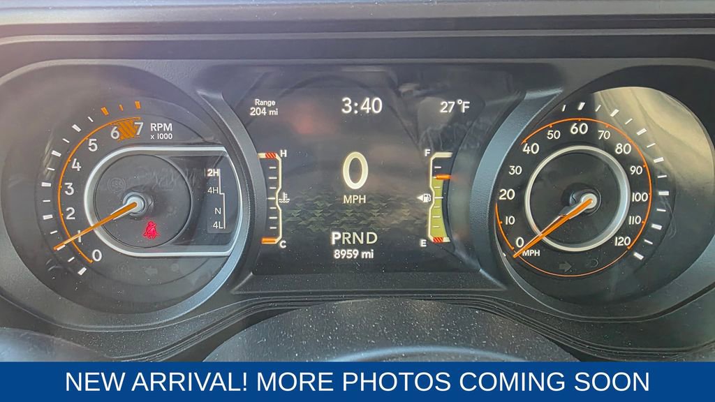 Used 2025 Jeep Wrangler Willys image 17