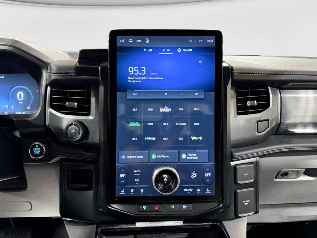 Used 2024 Ford F150 Lightning Flash AWD/4WD image 11